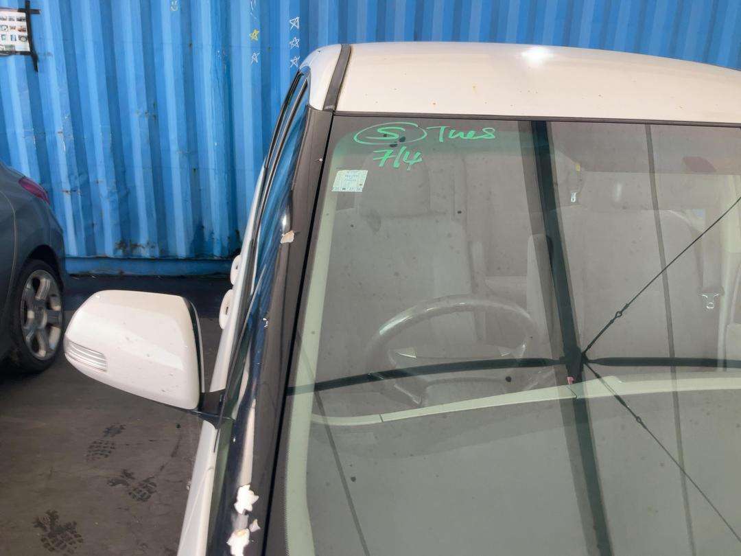 Photo '12' of Toyota Previa