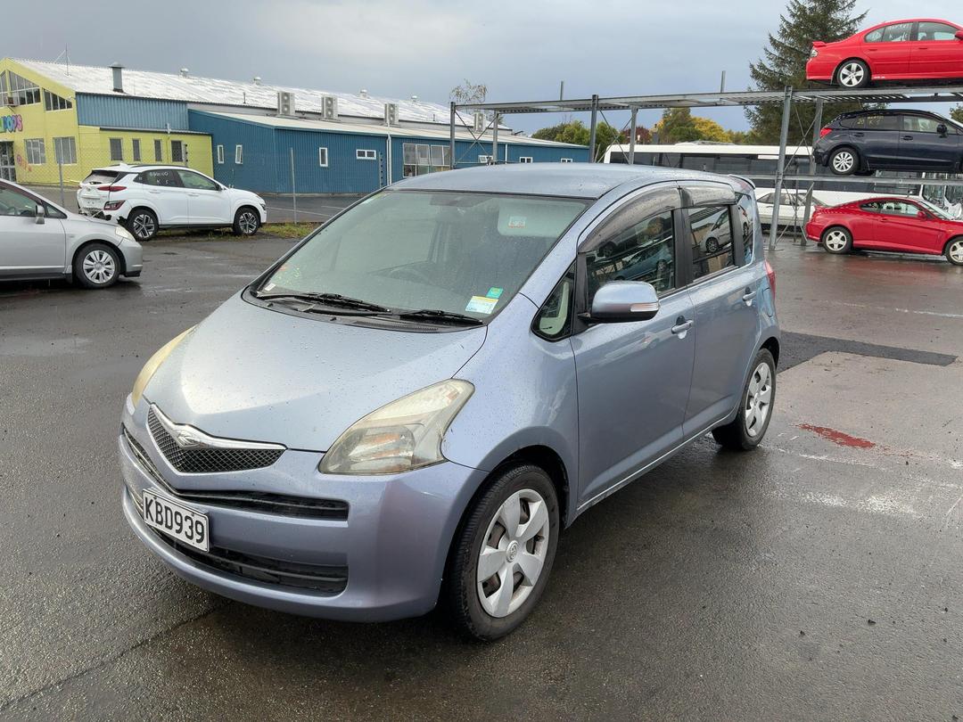 Photo '3' of Toyota Ractis