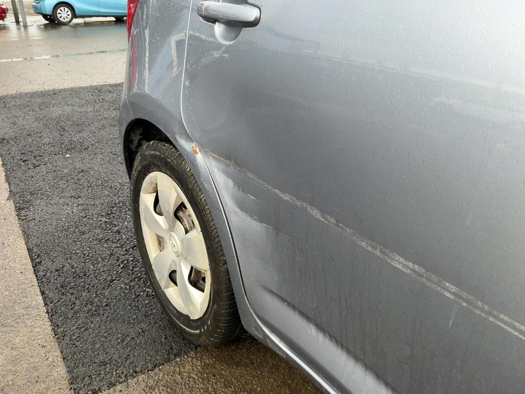 Photo '8' of Toyota Ractis