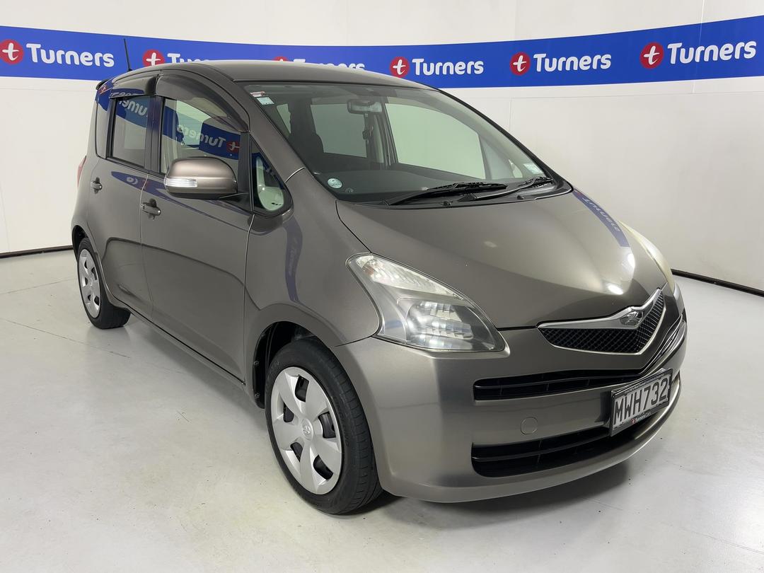 Photo '1' of Toyota Ractis