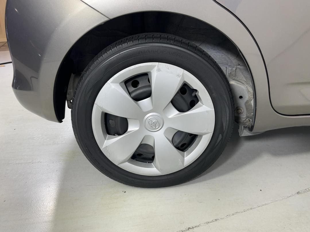 Photo '12' of Toyota Ractis