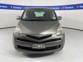 Photo '2' of Toyota Ractis
