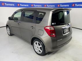 Photo '5' of Toyota Ractis