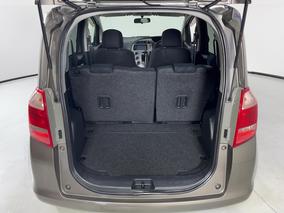 Photo '14' of Toyota Ractis