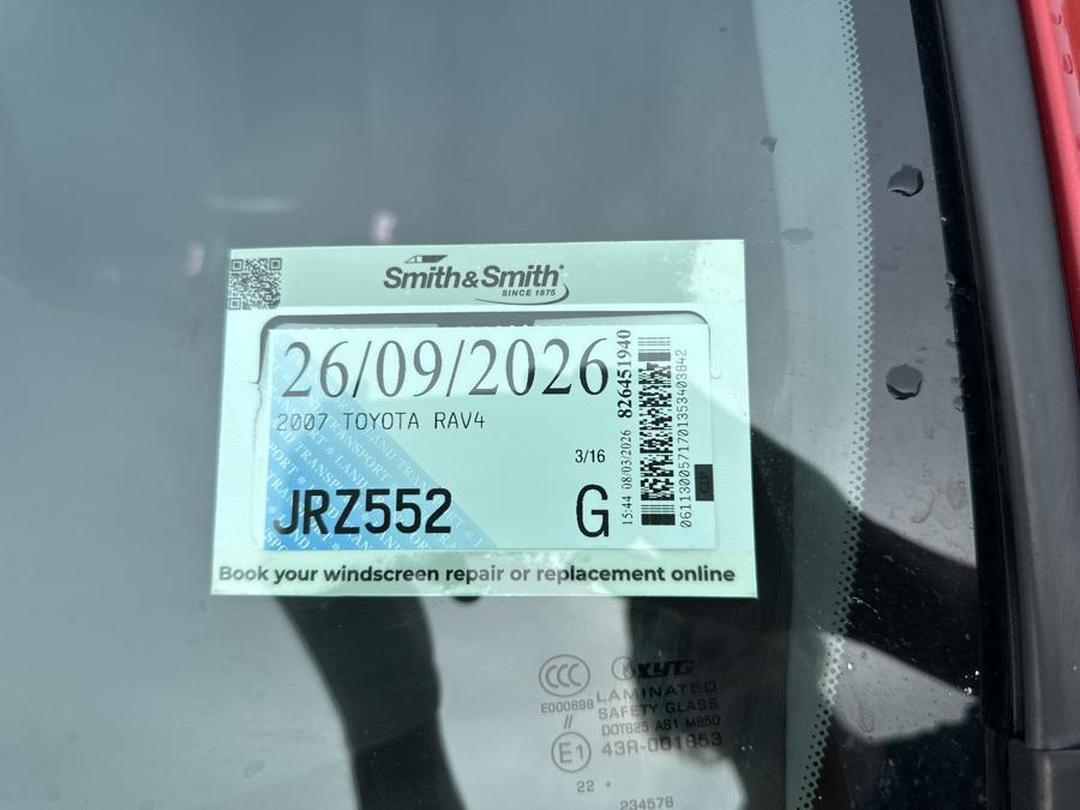 Photo '7' of Toyota Rav4