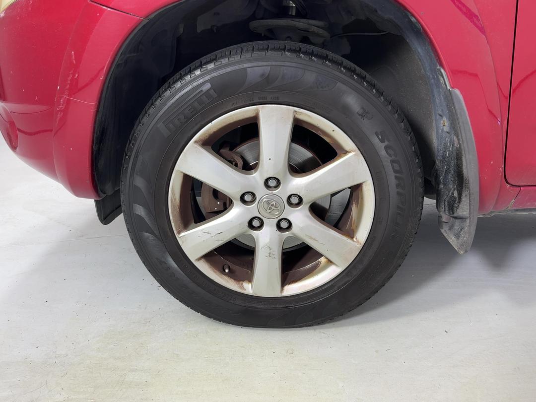 Photo '10' of Toyota Rav4