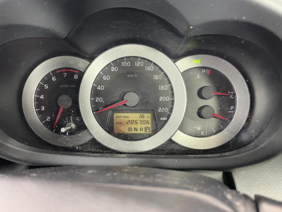 Photo '21' of Toyota Rav4