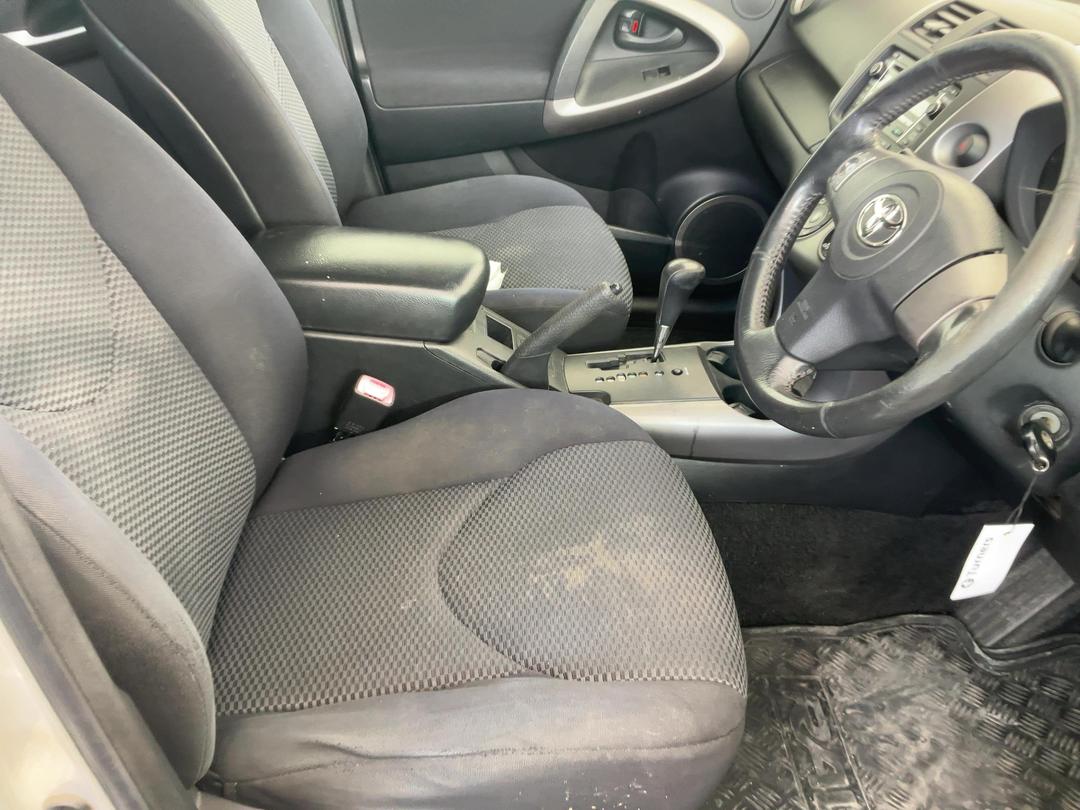Photo '9' of Toyota Rav4 LTD