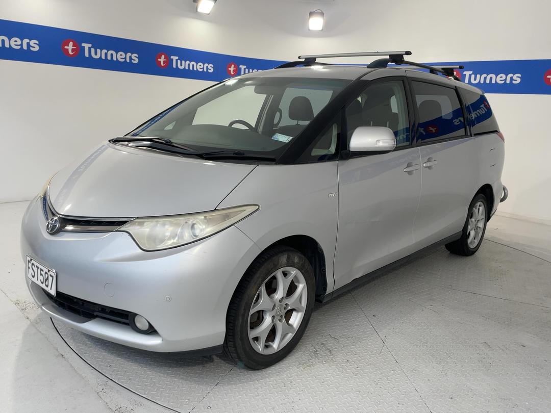 Photo '4' of Toyota Tarago