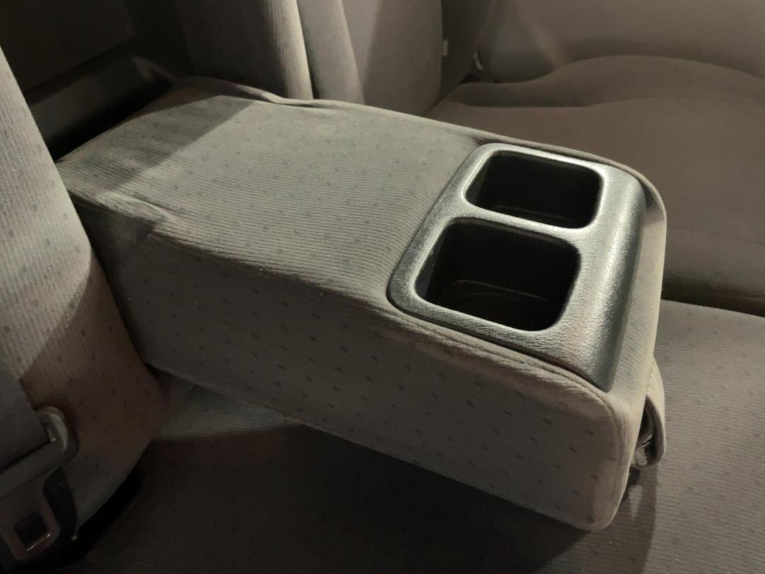 Photo '23' of Toyota Tarago