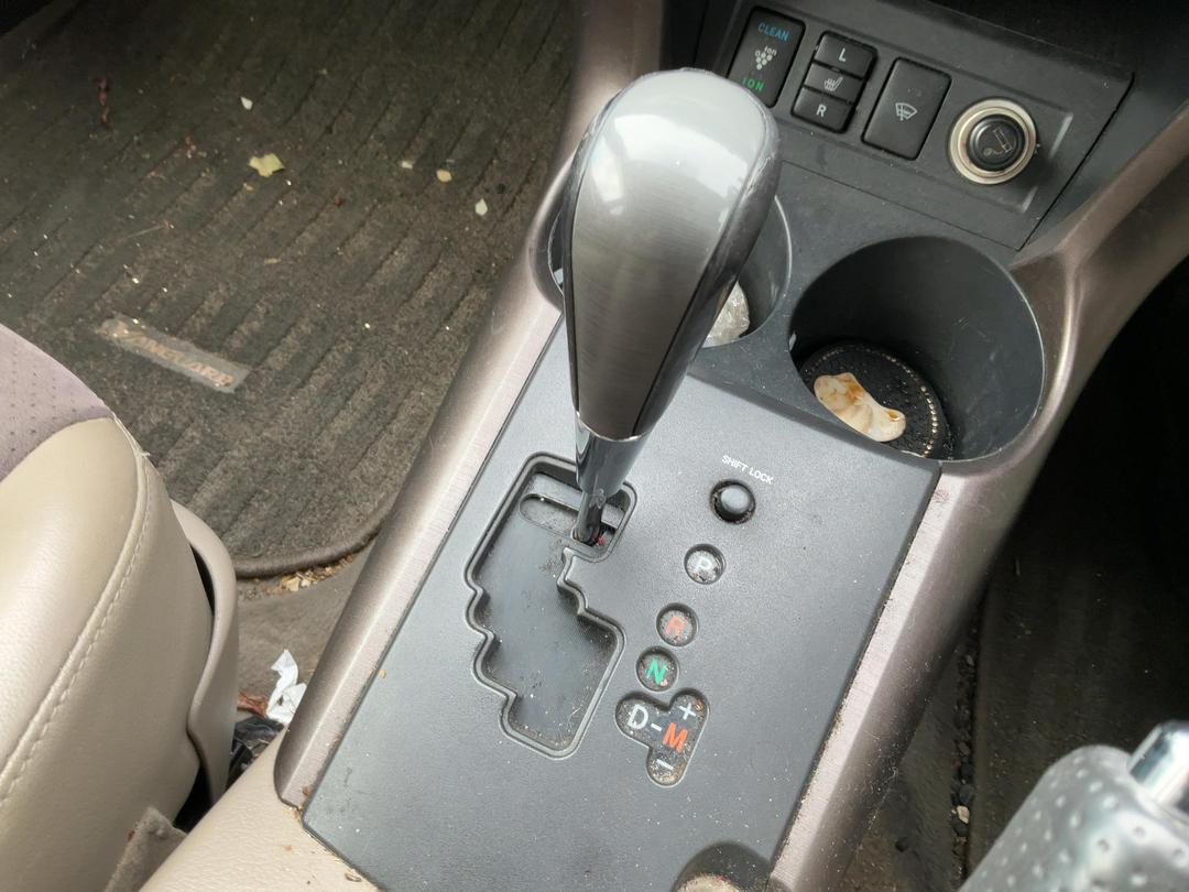 Photo '11' of Toyota Vanguard