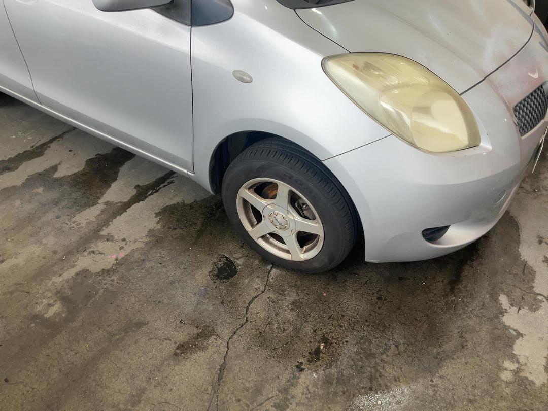 Photo '2' of Toyota Vitz