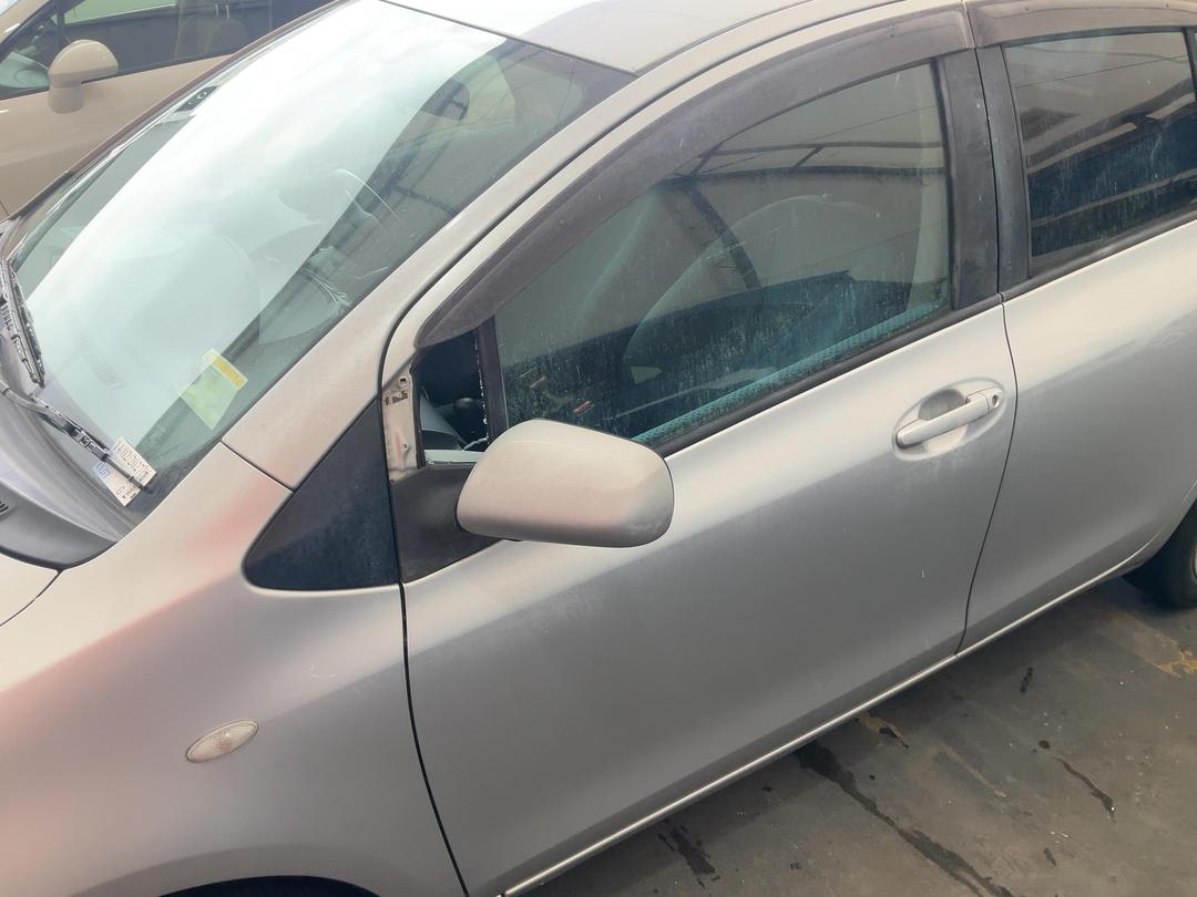 Photo '7' of Toyota Vitz