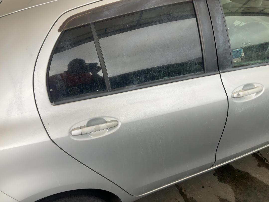 Photo '14' of Toyota Vitz