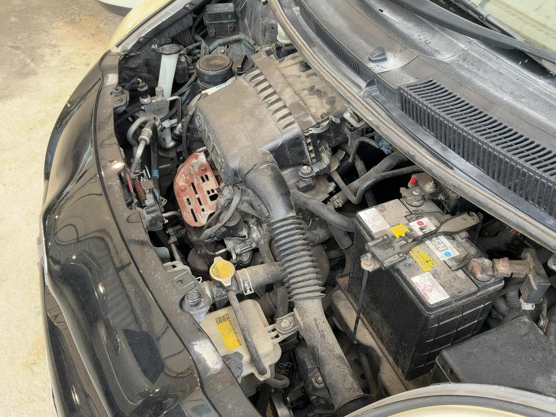 Photo '11' of Toyota Vitz Photo '11' of Toyota Vitz