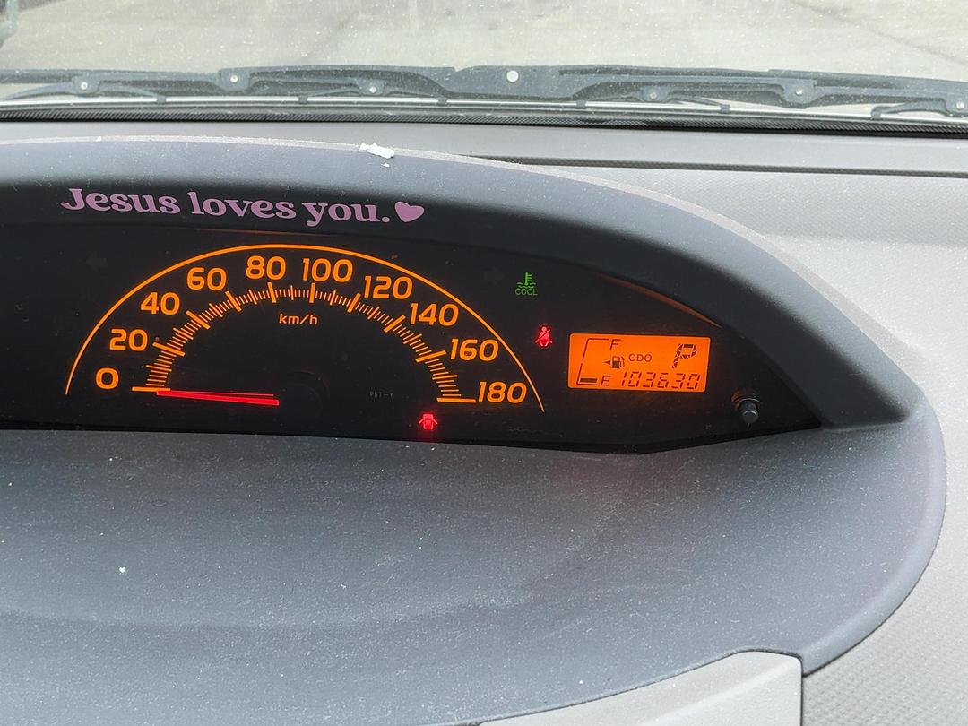 Photo '9' of Toyota Vitz Photo '9' of Toyota Vitz