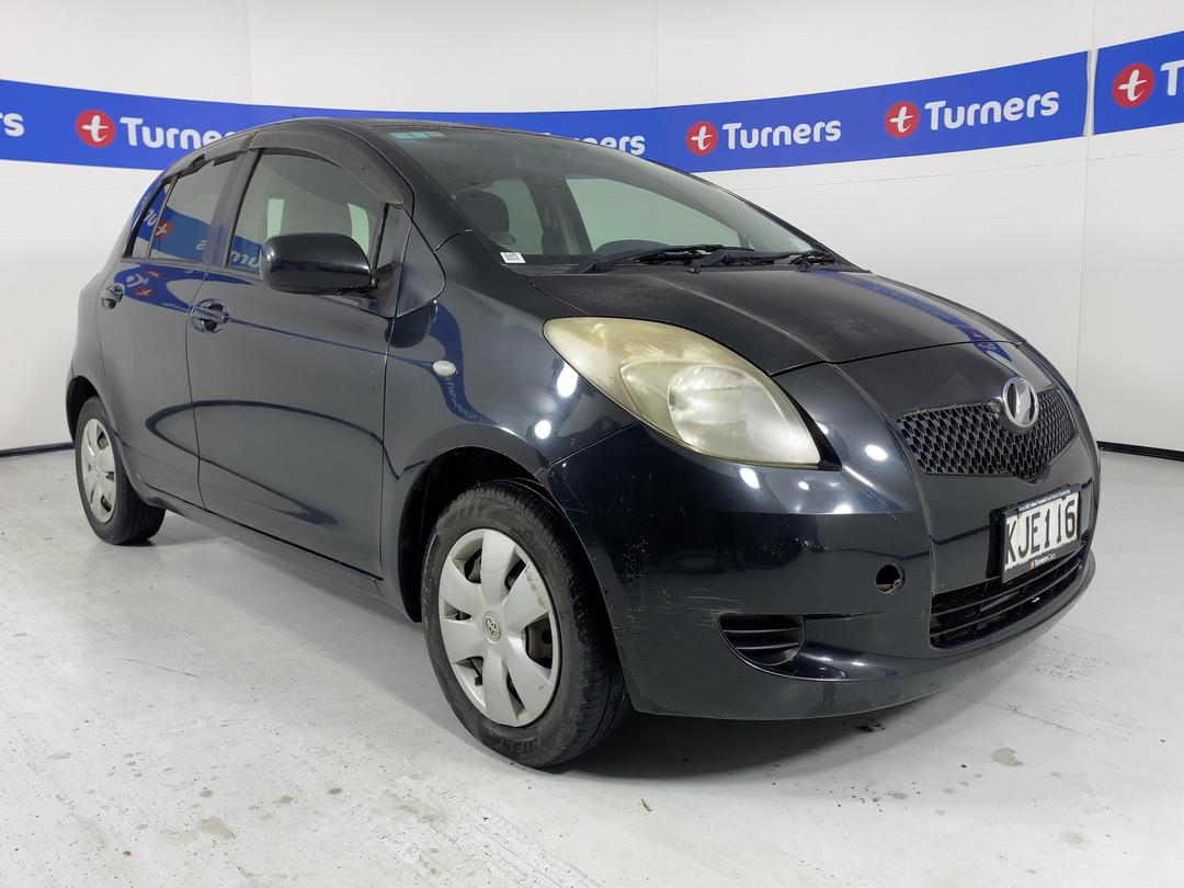 Photo '1' of Toyota Vitz