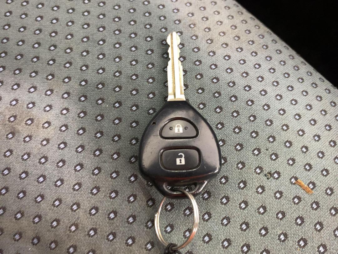 Photo '22' of Toyota Vitz