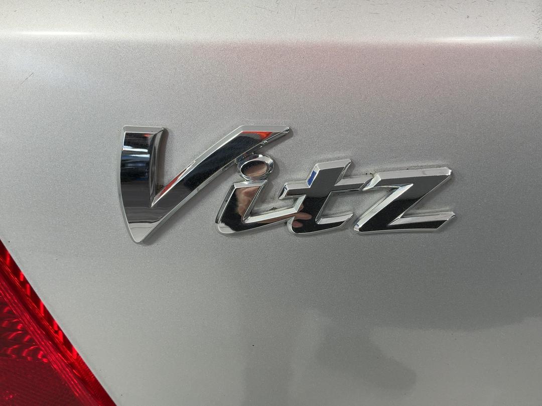 Photo '27' of Toyota Vitz