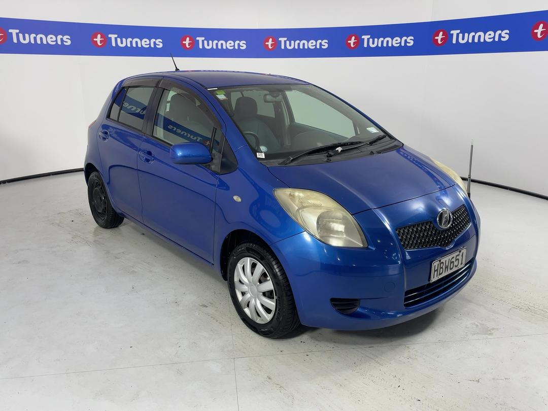 Photo '1' of Toyota Vitz