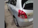 Thumbnail '4' of Toyota Vitz