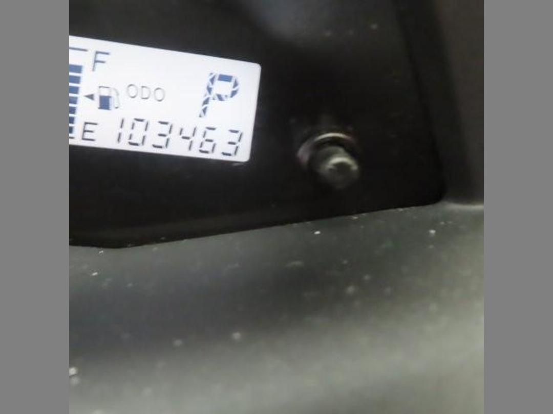 Photo '16' of Toyota Vitz Photo '16' of Toyota Vitz