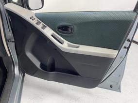 Photo '15' of Toyota Vitz