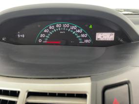 Photo '21' of Toyota Vitz