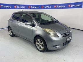 Photo '1' of Toyota Vitz