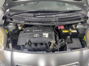 Photo '13' of Toyota Vitz