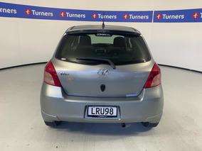 Photo '6' of Toyota Vitz
