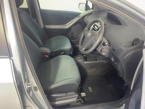 Photo '16' of Toyota Vitz