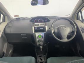 Photo '17' of Toyota Vitz