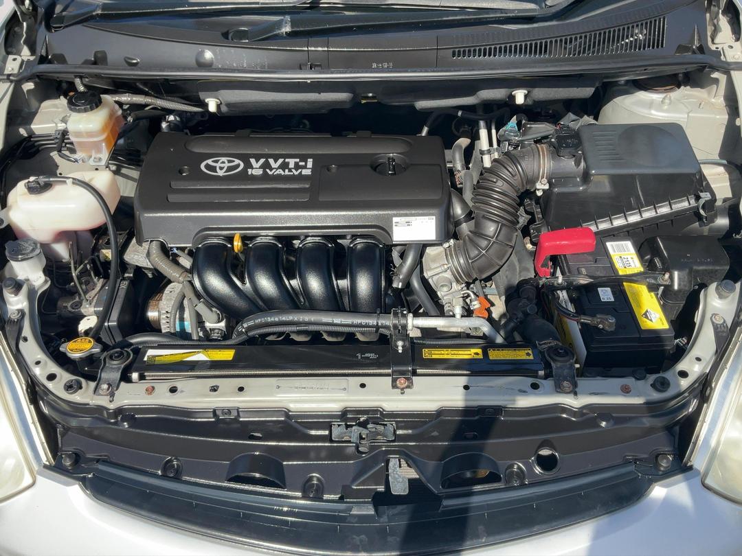 Photo '13' of Toyota Wish