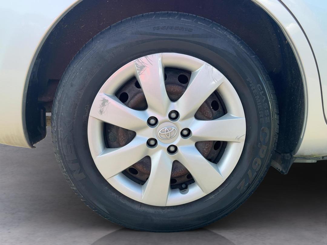 Photo '12' of Toyota Wish