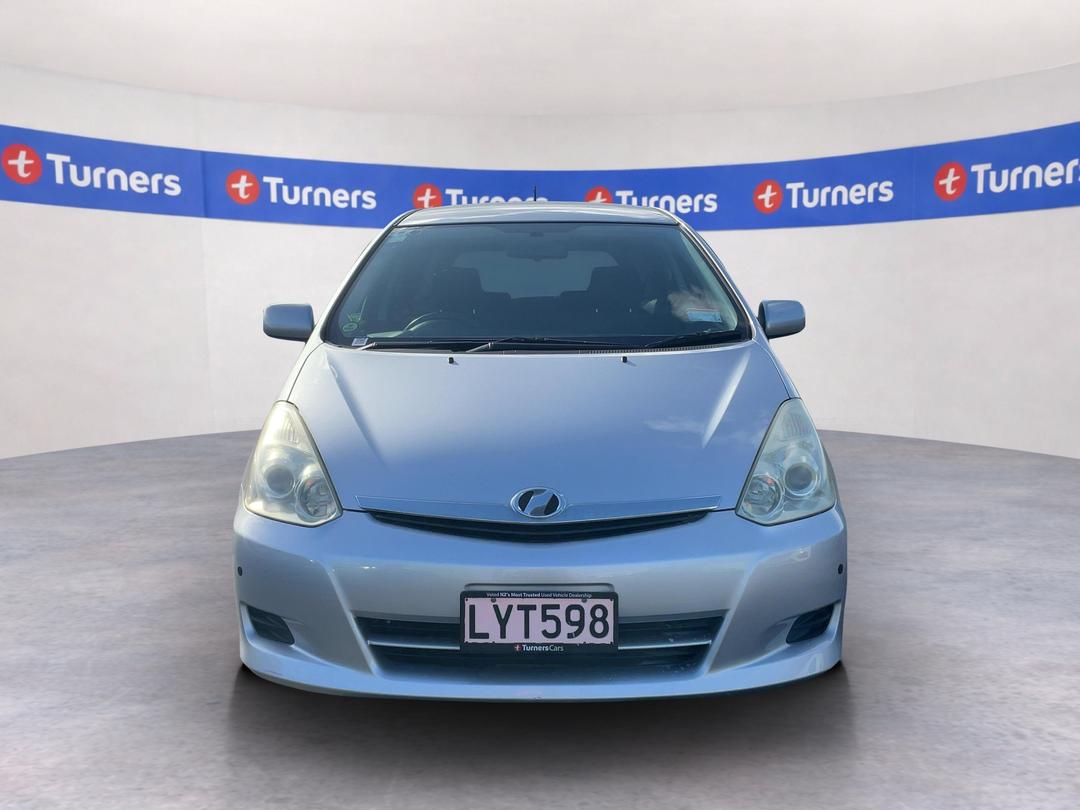 Photo '2' of Toyota Wish