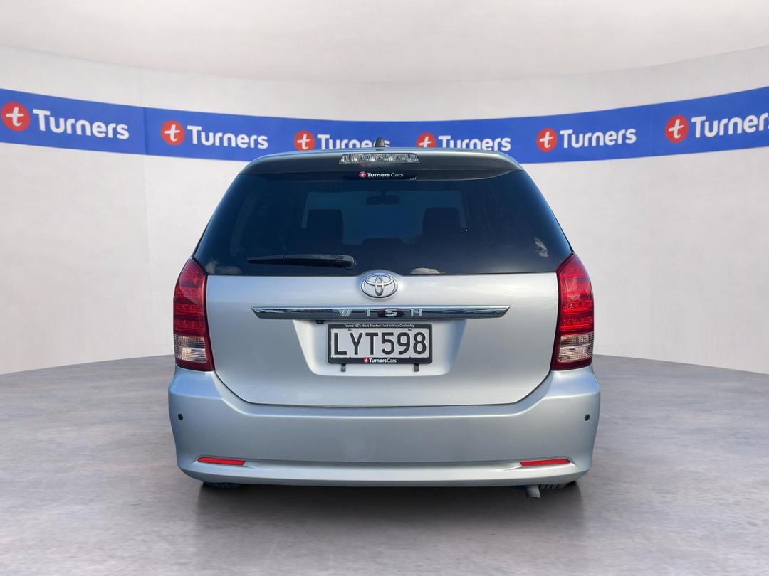 Photo '6' of Toyota Wish