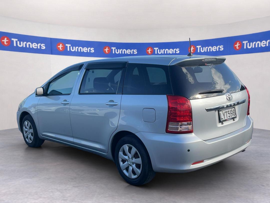 Photo '5' of Toyota Wish