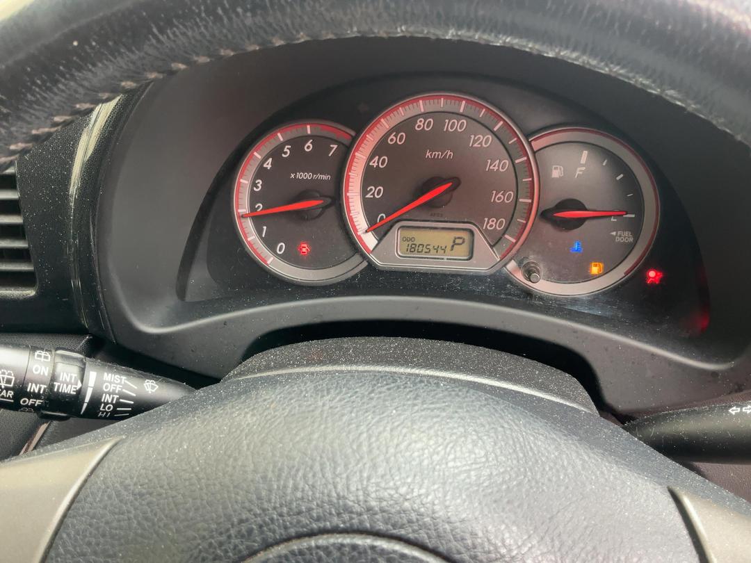 Photo '14' of Toyota Wish