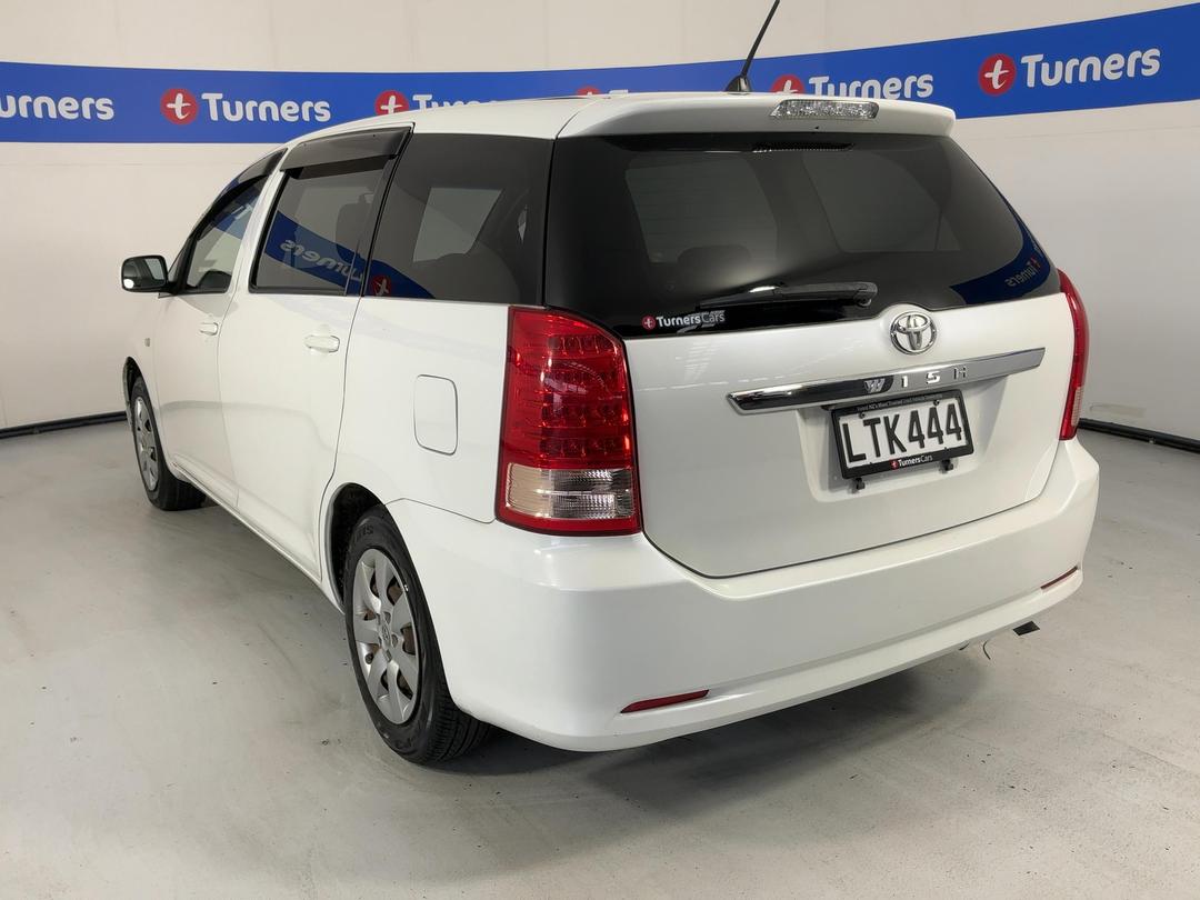 Photo '5' of Toyota Wish