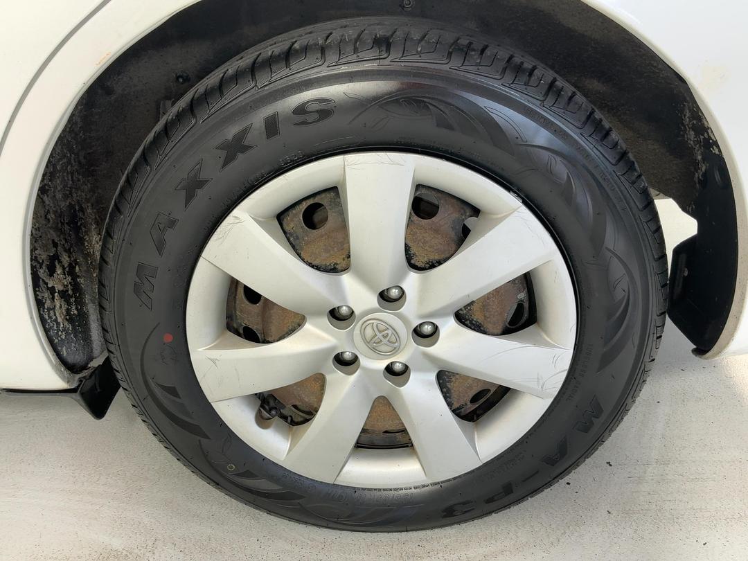 Photo '11' of Toyota Wish