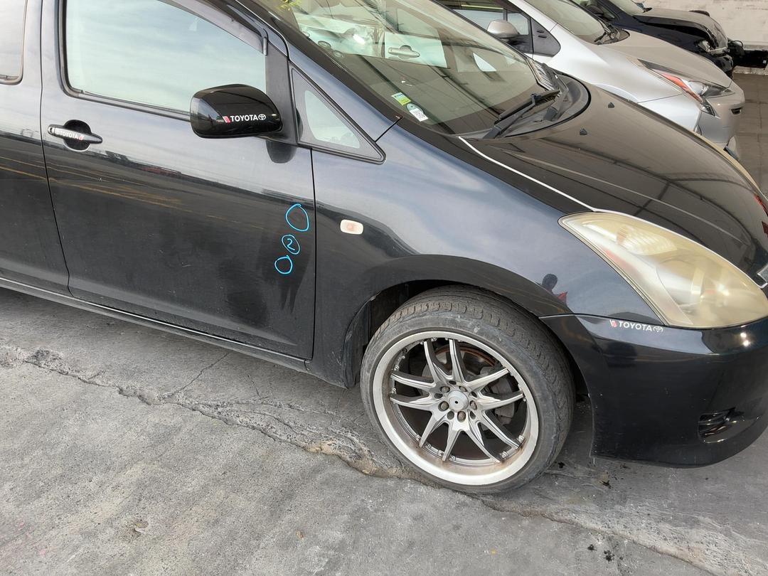 Photo '3' of Toyota Wish Photo '3' of Toyota Wish