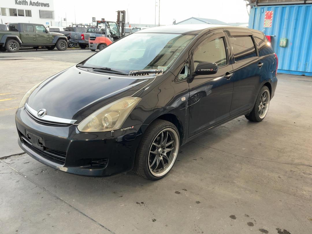 Photo '7' of Toyota Wish Photo '7' of Toyota Wish