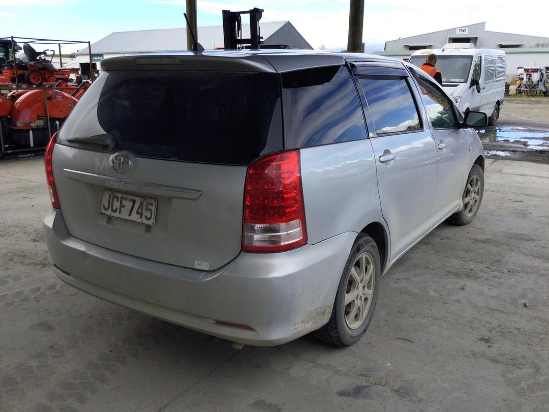 Photo '7' of Toyota Wish