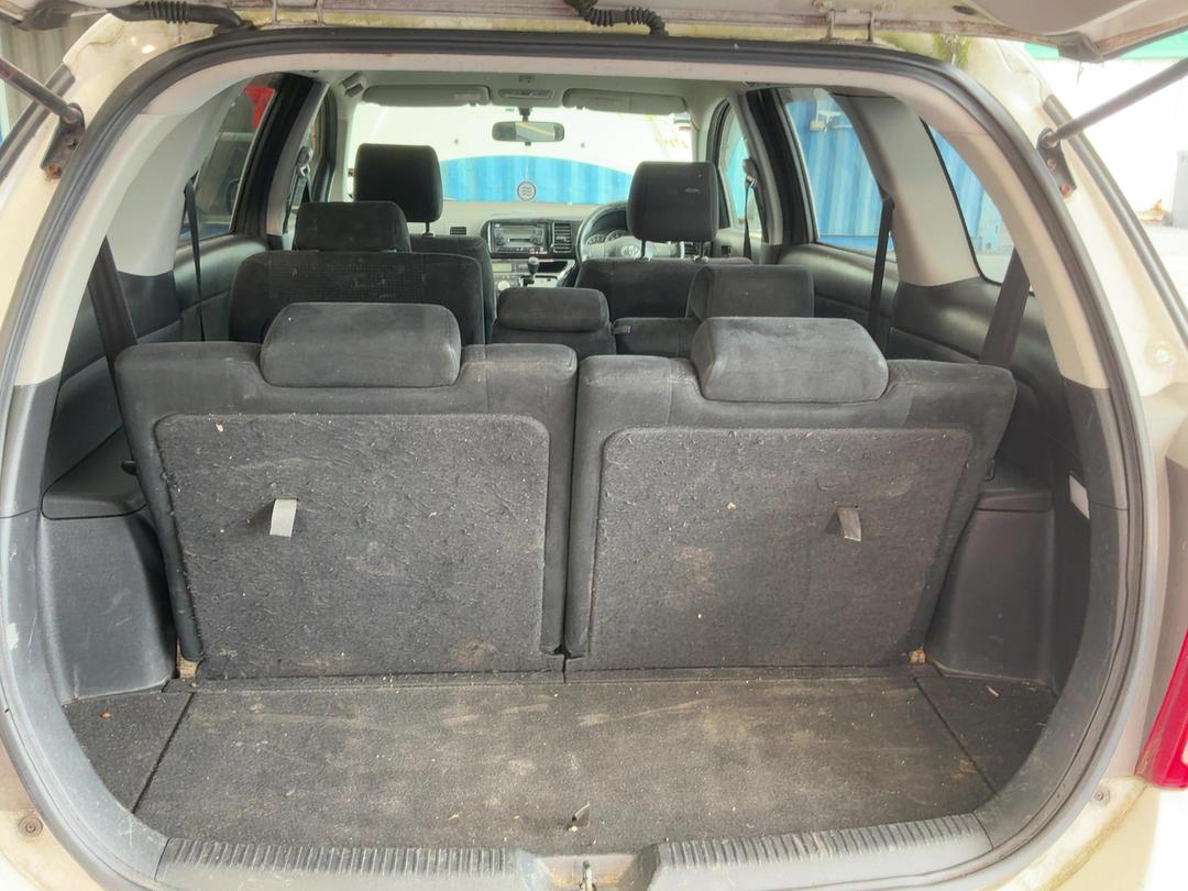 Photo '26' of Toyota Wish