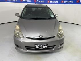 Photo '2' of Toyota Wish