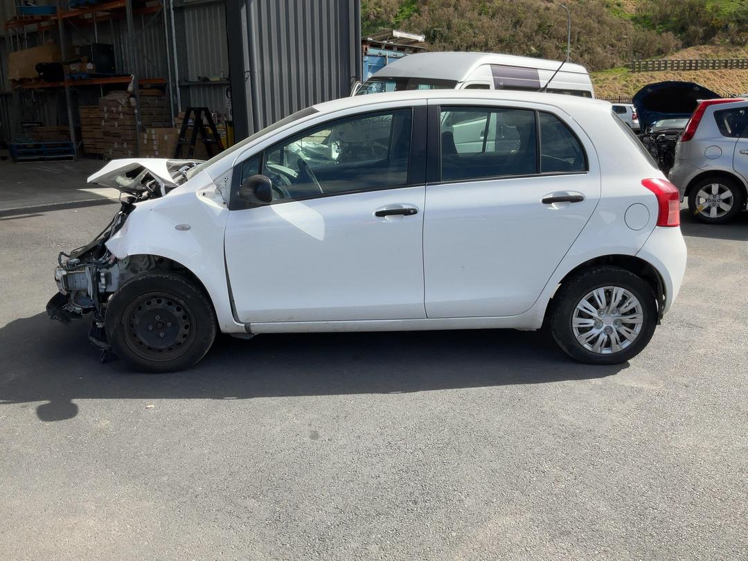 Photo '5' of Toyota Yaris Photo '5' of Toyota Yaris