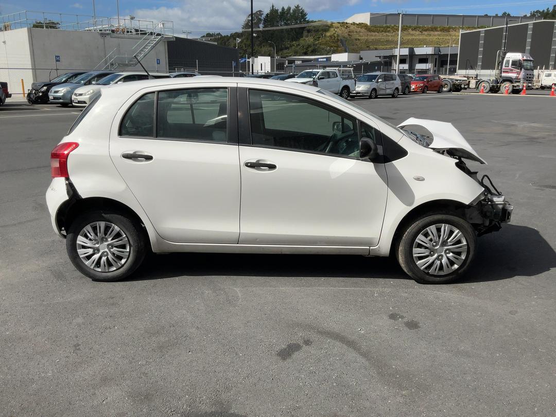 Photo '9' of Toyota Yaris Photo '9' of Toyota Yaris