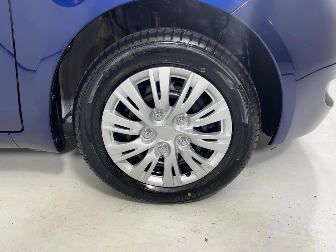 Photo '9' of Toyota Yaris