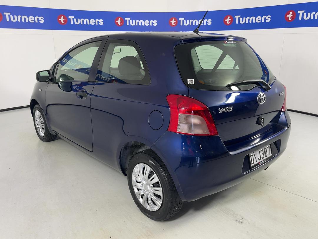 Photo '5' of Toyota Yaris